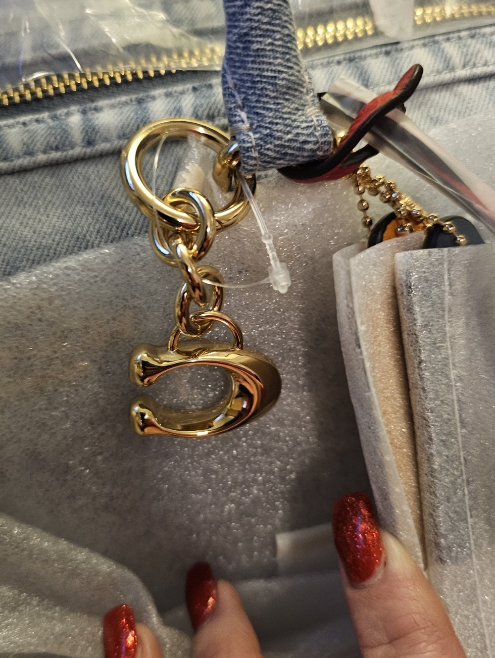 FIRM💙Coach LOVED Denim LARGE ROWAN Red Heart Charm💙 NWT 1 LEFT💙 Style CDY75 - Picture 16 of 16